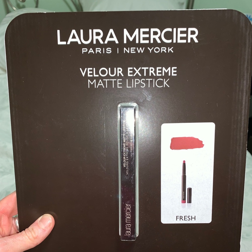 Laura Mercier - Power